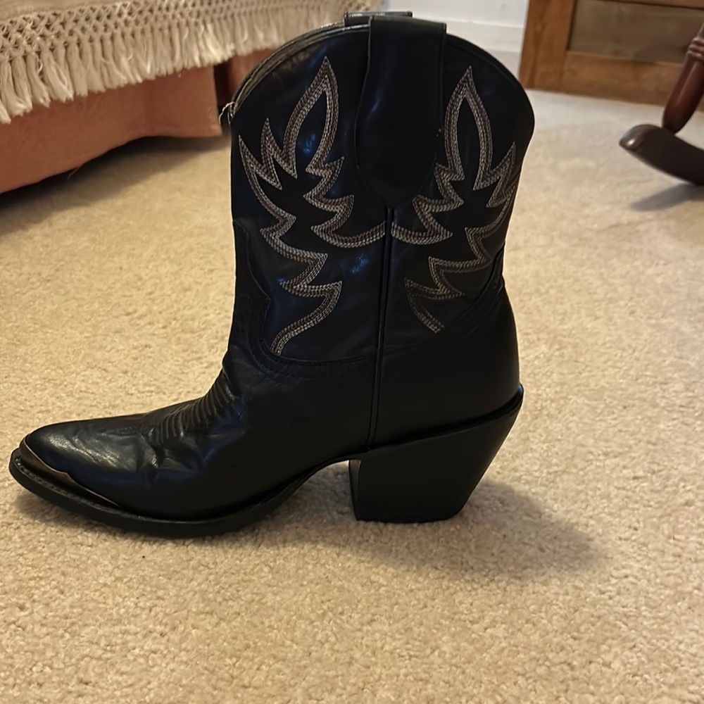 Miranda Lambert idlewind boots